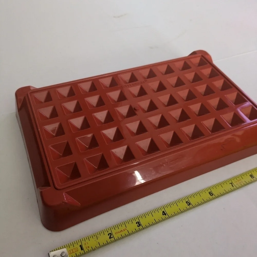 Vintage Tupperware Bacon Cold-Cut Deli Keeper red/ paprika container. No lid